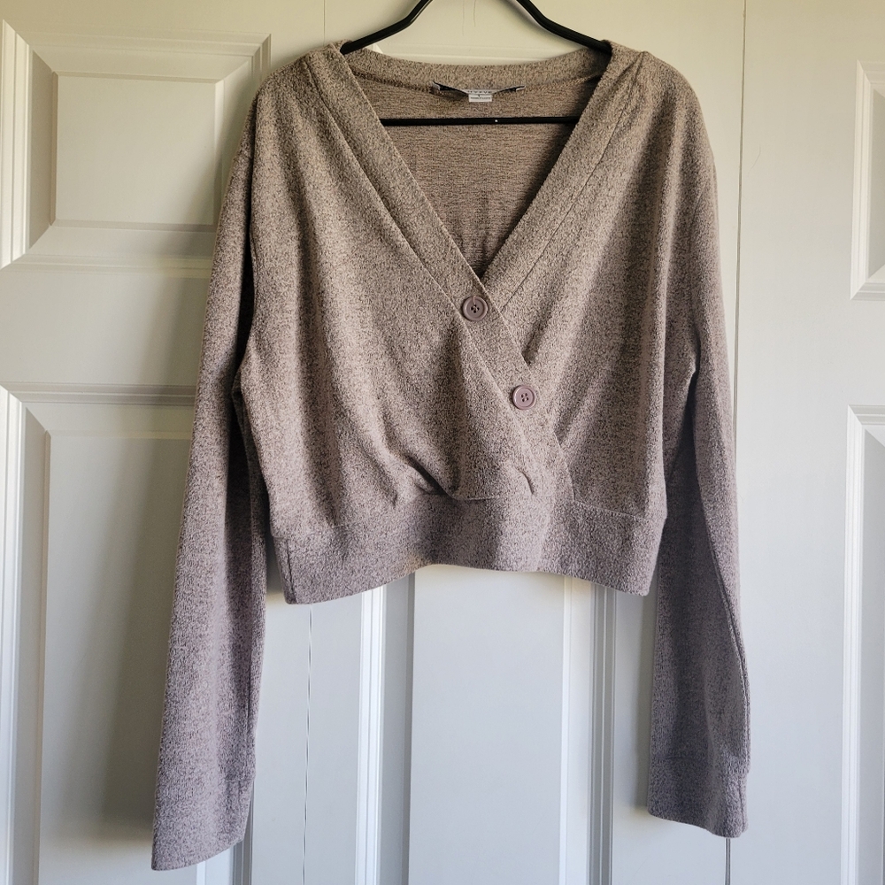 HYFVE Cropped Longsleeve Sweater Size Large